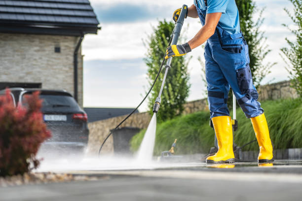 Best Residential Pressure Washing Services  in Bloomington, IL
