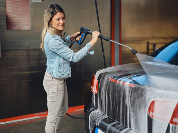 Best Pressure Washing Services for Businesses  in Bloomington, IL